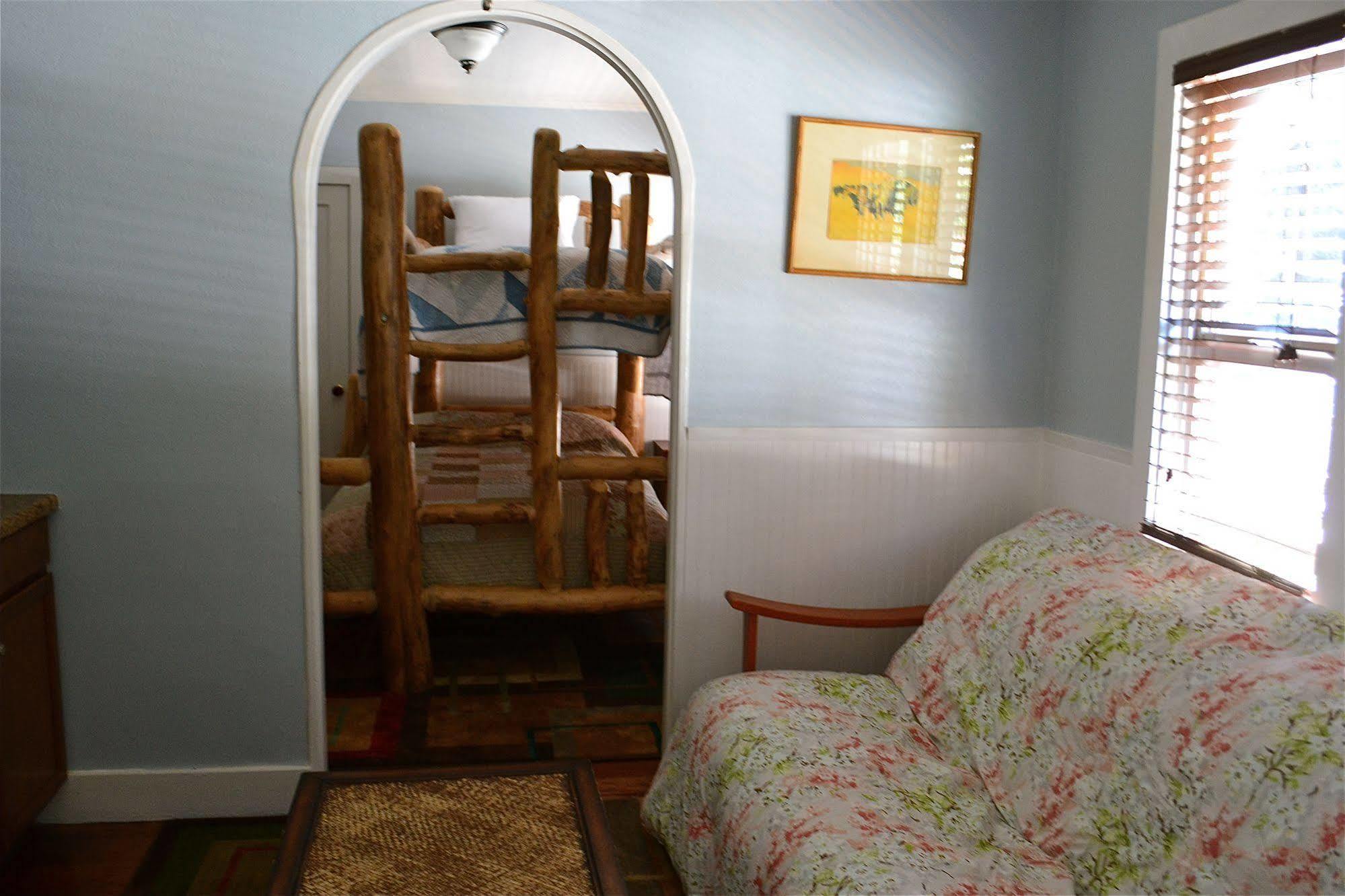 Guerneville Lodge Kültér fotó